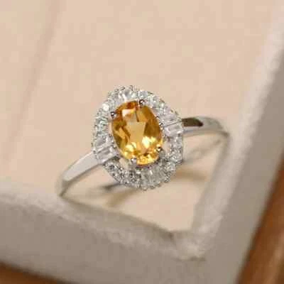 Alianza de oro blanco de 14 k de citrino natural y diamantes de corte ovalado de 2,30 quilates talla 5 6 Foto 1 de 4