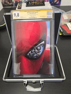 AMAZING SPIDERMAN #1 JT CHRISTOPHER VIRGIN C2E2 VARIANTE CUSTODIA + CERTIFICATO DI AUTENTICITÀ FIRMATO CGC 9.8 - Foto 1 di 4