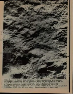 1967 Stampa Foto Zona montuosa intorno al cratere Tycho sulla superficie lunare - Foto 1 di 2