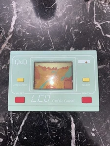 GIOCO DI CARTE LCD VINTAGE Q&Q CAVEMAN - JAPAN PER RICAMBI (leggere descrizione) - Foto 1 di 9