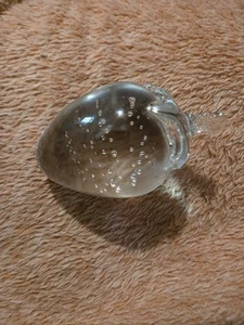 Vintage Bubble Glas Erdbeere Klar Kunstglas Briefbeschwerer - Bild 1 von 6