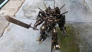 Samurai Roboter Drift Metall Modell Konzept Design Kunstwerk Handarbeit - Bild 1 von 12