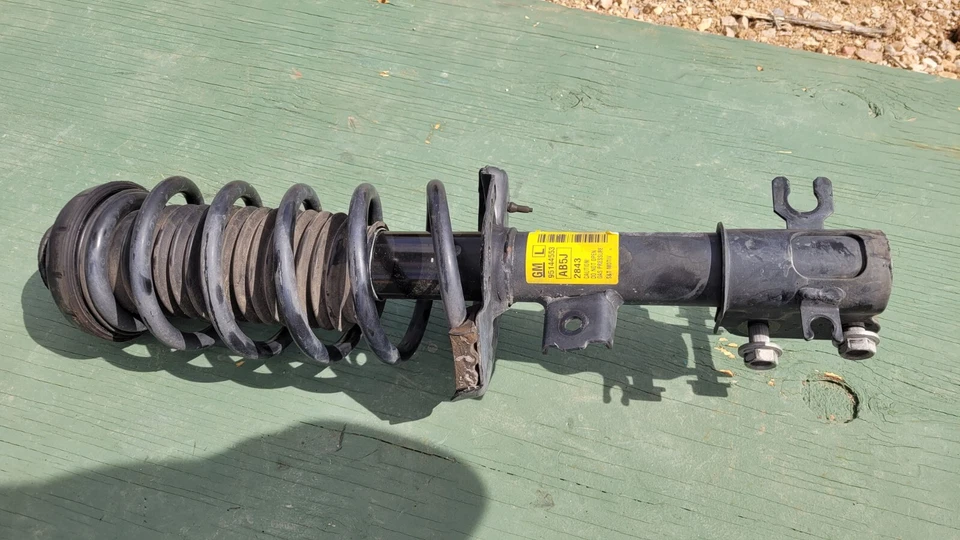 Chevrolet Spark EV 2014 - OEM suspensión delantera izquierda montaje puntal GM 95144553 Foto 1 de 3