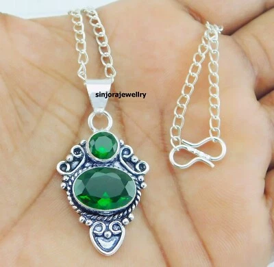 Colgante hecho a mano de plata de ley 925 con piedras preciosas de diopsido de cromo de 18 pulgadas Foto 1 de 4
