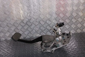 TOYOTA YARIS 1.5 HYBRID XP130 2011/2019 PEDALE FRENO COMPLETO DI LEVERAGGIO - Foto 1 di 16