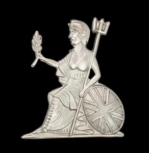 The Royal Norfolk Regiment First Pattern Cap Badge Hallmarked Silver - Foto 1 di 1