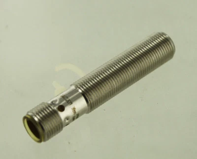  EFECTOR IFM JAC201 DIFFUSE REFLECTION SENSOR NEW - Image 1 of 3