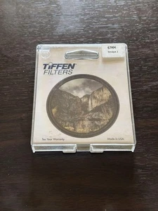 Tiffen 67mm Smoque 2 Camera Lens Filter with Case SMQ2 New - Picture 1 of 5