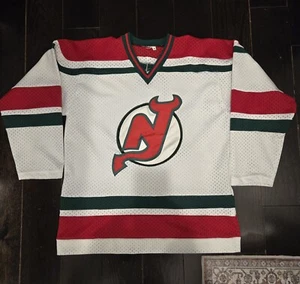 Vintage rare New Jersey Devils jersey size - Small - Picture 1 of 16