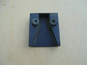 LAND ROVER DISCOVERY 2 TD5 OR V8 REAR BOOT/TAILGATE DOOR DOVETAIL GUIDE - Picture 1 of 3