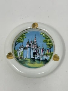 WALT DISNEY Magic Castle Ceramic Ashtray 1960’S Vintage Collectable JAPAN - Picture 1 of 4