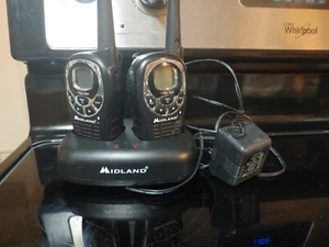 Camo Midland LXT365 Xtra-Talk Two-way Radios With charger camo edition - Picture 1 of 2
