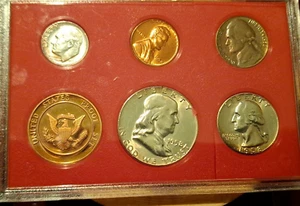 Juego de prueba de plata de Estados Unidos 1958 con 90 % de plata con borde arco iris (soporte de plástico duro) - Imagen 1 de 10