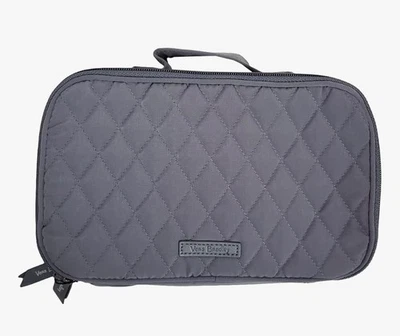 Estuche de Maquillaje Vera Bradley Grande Acolchado Rubor y Pincel en Gris Carbono Foto 1 de 4