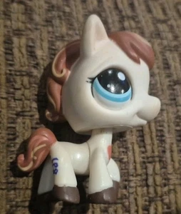 Littlest Pet Shop~#1616~Horse Pony~White Browns~Apple On Chest~Blue Dot Eyes - Picture 1 of 3