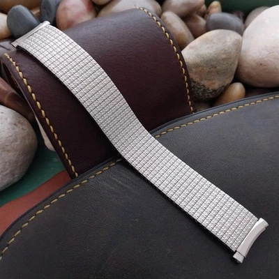 18mm 19mm 20mm Bulova Stainless Steel Stretch Expansion 1970s Unused Watch Band - Image 1 of 4