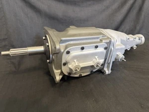 Restored 1960 / 1961 Borg Warner T-10 4 Speed Manual Close Ratio 2.20 Impala - Picture 1 of 17
