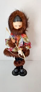 NWT Linda Berget The Whaler 1996 Eskimo Doll #230 11 inches Alaska Signed Inuit - Picture 1 of 5