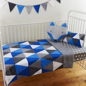 3 pc soft Jersey Leo Cot Quilt & 2 Cushions Baby Nursery Bedding Decor Package - Picture 1 of 4