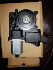 DORMAN-742-574- Front Right Power Window Lift Motor for Ford Mustang - Picture 1 of 4
