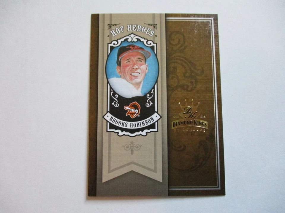 2005  Donruss Diamond Kings HOF Heroes Brooks Robinson Baseball Card #HH-2 - Image 1 of 1
