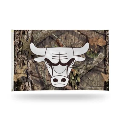 Chicago Bulls Bold Mossy Oak Camo Design 3x5 Indoor/Outdoor Banner Flag - Image 1 of 4