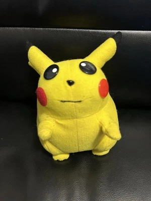 "Juego de peluche vintage Pokemon Fat Pikachu 1999 Nintendo 8"" Freak Play-by-Play" Foto 1 de 4