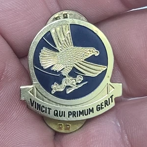 U.S. Army DI Pin: 1st Troop Carrier Command (Army Air Corps) - Picture 1 of 3