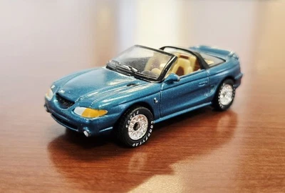 1996 Matchbox Premiere Collection Ford Mustang Cobra Green Series 5 1/25k 1/64 - Image 1 of 4
