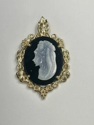 Autêntico Kabana ouro amarelo 14k, ônix preto com pingente camafeu busto concha branca - Imagem 1 de 4