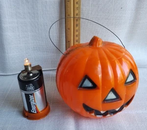 Vintage Hard Plastic Halloween Light Up Pumpkin Lantern Works See Pics - Picture 1 of 6