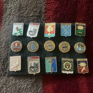 Vintage Badge Collection -1970’s - Picture 1 of 6