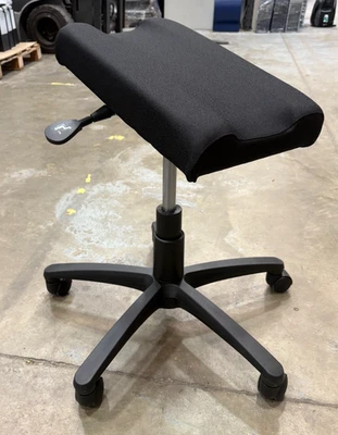 Posturite Foot Stool/Leg Rest - Image 1 of 2