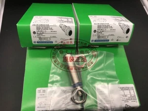 NEW IN BOX For proximity switch XS1M18NA370D - Afbeelding 1 van 1