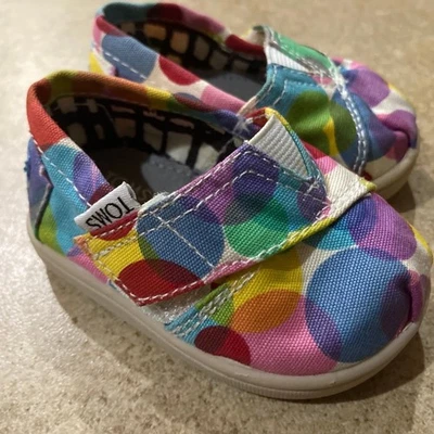 Baby Toms Foto 1 de 4