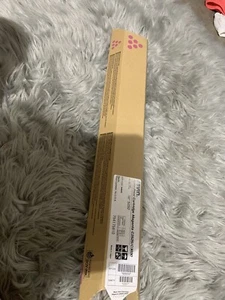 Cartucho de tóner magenta original Savin 5252 888658 C2525/C3030 OEM nuevo - Imagen 1 de 3