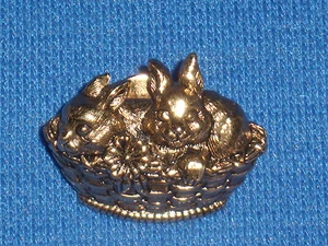 Goldtone Easter Bunnies in Basket Lapel Pin Tie Tac Springtime - Picture 1 of 2