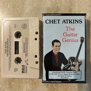 Cassette Chet Atkins The Guitar Genius ©1985 RCA Ariola International Tested - Picture 1 of 2