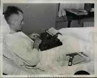 1937 Pressefoto Maj. Alford J. William Speed King und Stuntflieger verletzt