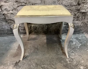 VINTAGE FRENCH STYLE DRESSING TABLE STOOL ~ SHABBY CHIC PROJECT - PICK UP ONLY - Picture 1 of 4