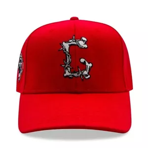 REGALOS DE FORTUNA ALAMBRE DE PÚAS SNAPBACK ROJO - Imagen 1 de 3