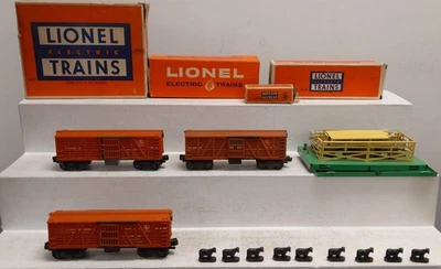 Lionel 3656 Vintage O Operating Cattle Car & Corral [13]/Box - Image 1 of 4