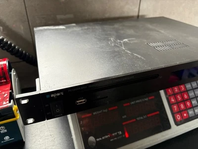 Apart Audo PC1000R MKII Media Player CD/MP3/SD/USB-Player, RS232,  1HE getestet - Bild 1 von 4