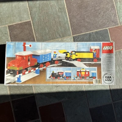 LEGO 7720 4.5v Battery Operated Diesel Freight Train From 1980 - USED Incomplete - Image 1 of 4