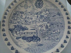 Vernon "Kilns' State of Massachusetts Collectible Map Plate Blue White - Picture 1 of 4
