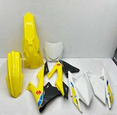 2018 Suzuki RMZ450 Пластиковый Комплект Плащаница Крыло Панель Защита Защита Грязь Велосипед  - Изображение 1 из 3
