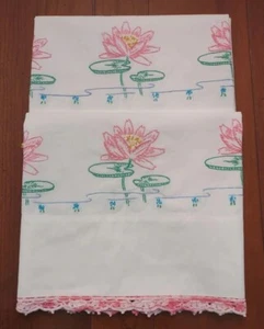  Fundas de almohada de algodón bordadas de colección Pr Nenco de ganchillo rosa lirio agua ¡Hermosas! - Imagen 1 de 10