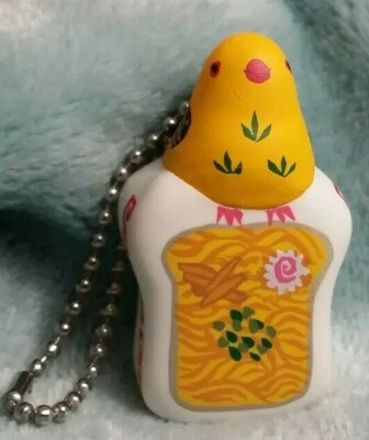 Gashapon Pigeon Bird Dove On Bread Keychain Brand New - Image 1 of 4