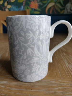 SPODE Morris & Co Pure Morris / Strawberry Thief Mug 310ml - Image 1 of 4