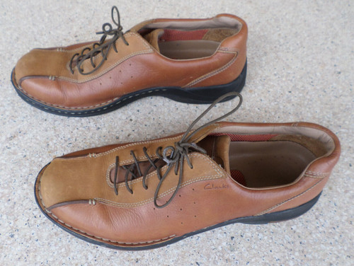 Oxford casual Clarks bicolore in pelle marrone punta per bicicletta. Uomo 13 M